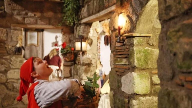 Il fascino del Presepe vivente da Sorrento ai Monti Lattari, il tour dei più belli