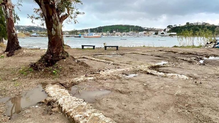 Bacoli, durante i lavori per il nuovo parco pubblico emergono i resti di una Villa Romana