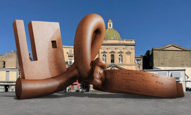 La Venere degli Stracci di Michelangelo Pistoletto ritorna a Napoli: arte pubblica a Napoli