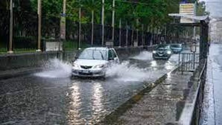 Meteo, allerta prorogata fino a lunedì a mezzanotte