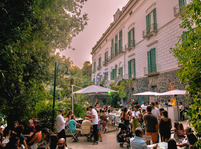 “Preview Vitigno Italia” al Tramonto nel verde della Villa Floridiana di Napoli