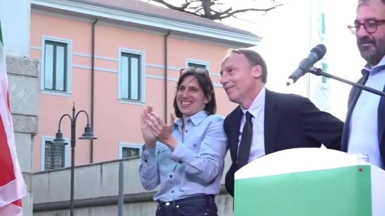 Avellino, Schlein rilancia la battaglia del Pd: “Andiamo in piazza per dire no allo spacca Italia”