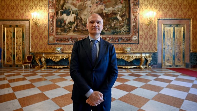 L’ex direttore del Palazzo Reale di Napoli: “Io rimosso senza motivi, forse vittima di un disegno politico”