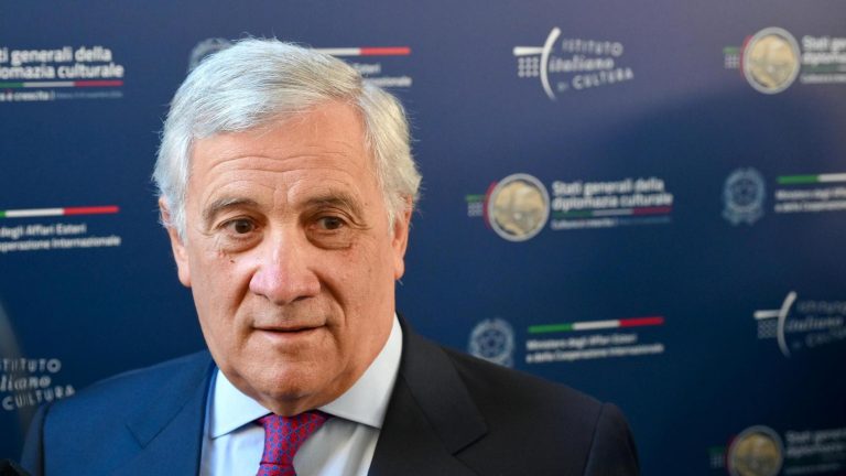 Tajani: “Su Napoli puntiamo molto. Sradicare la cultura della violenza”