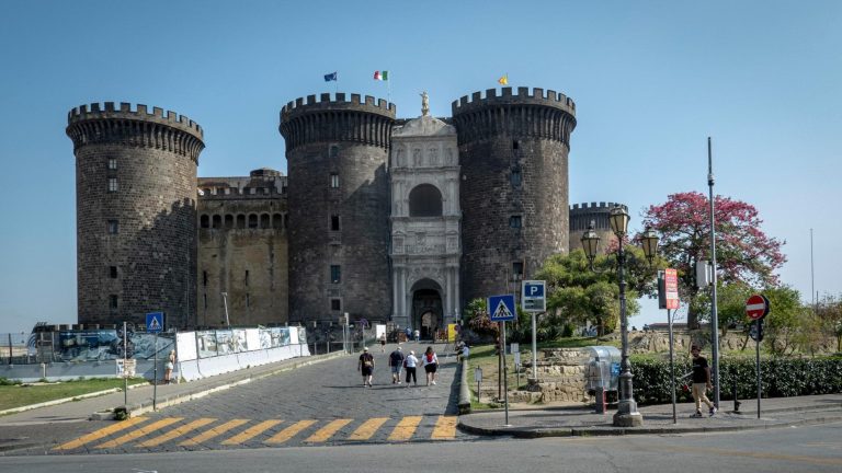 Napoli, Maschio Angioino: lavori per 300 mila euro alla torre del Beverello