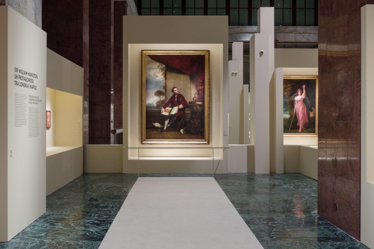 Sir William e Lady Hamilton: Il fascino del ‘700 napoletano rivive alle Gallerie d’Italia